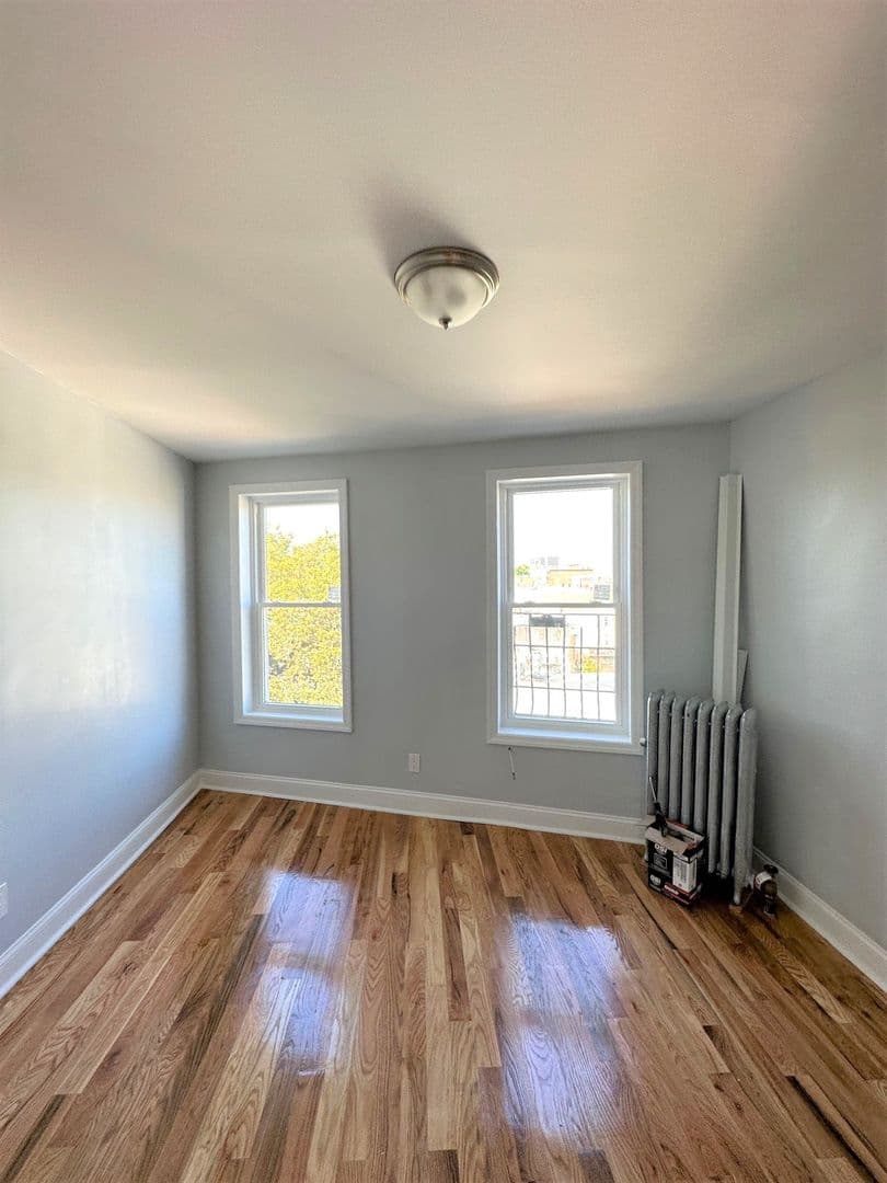 Weehawken Apartment: 4614 Park Avenue
