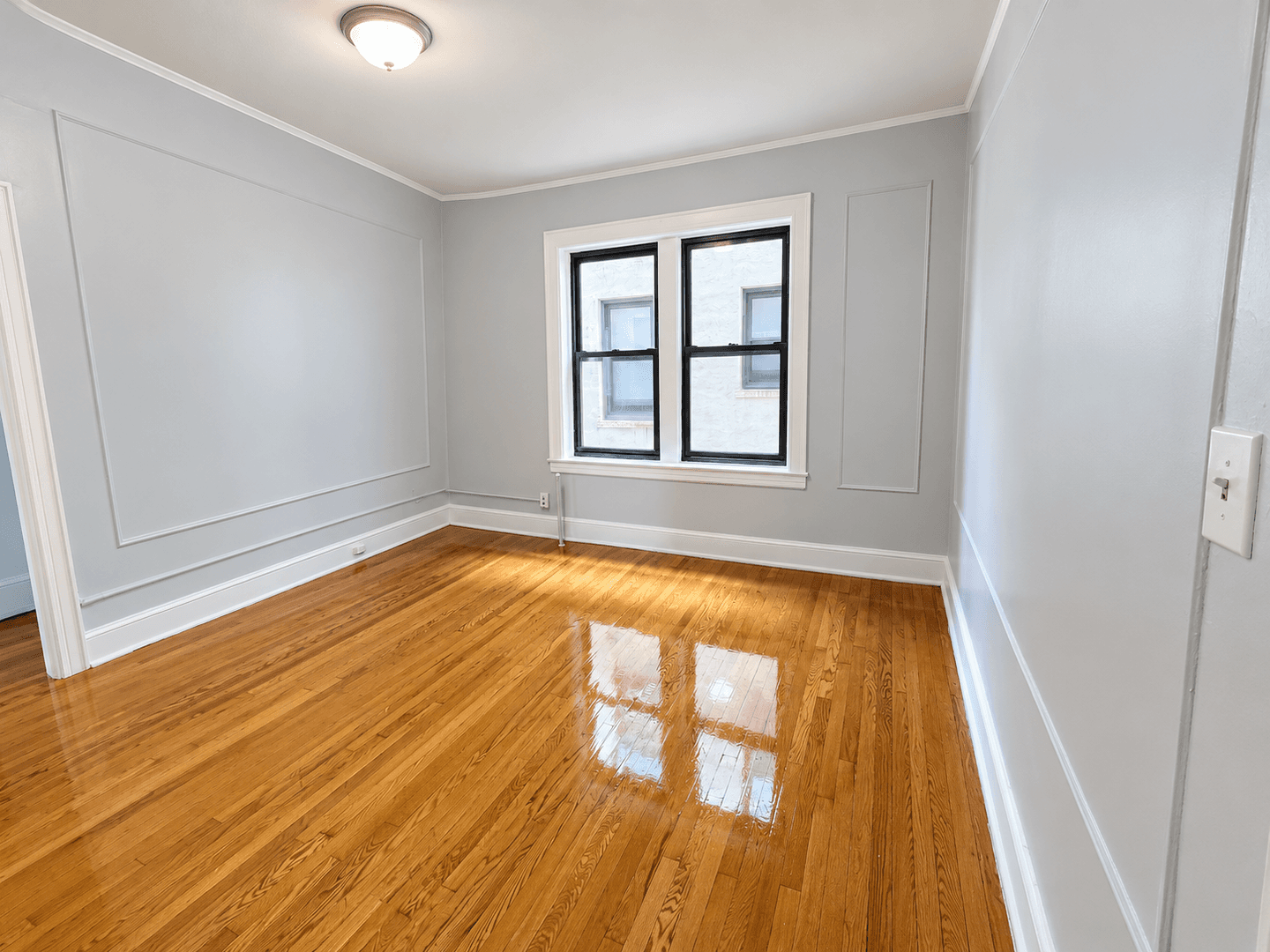 Bloomfield Apartment: 48 Hill Street