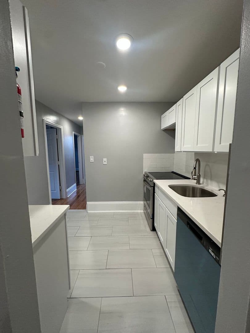 East Rutherford Apartment: 334 Main Street