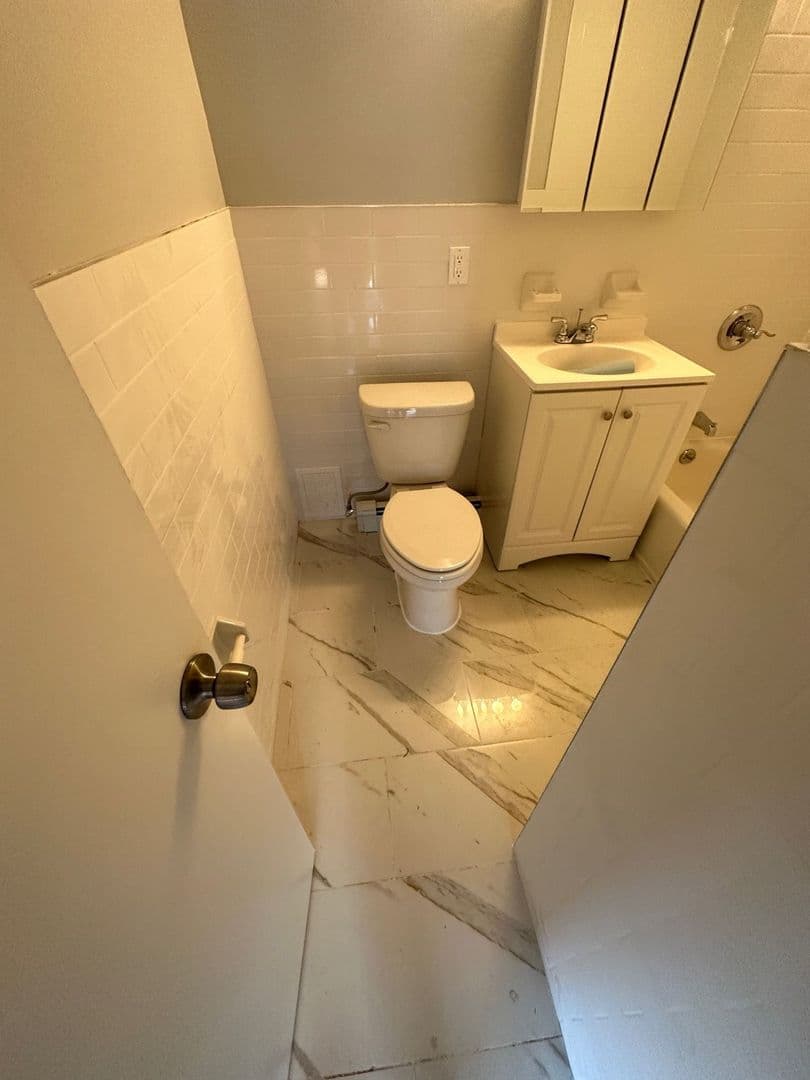 South Orange Apartment: 116 Irvington Avenue