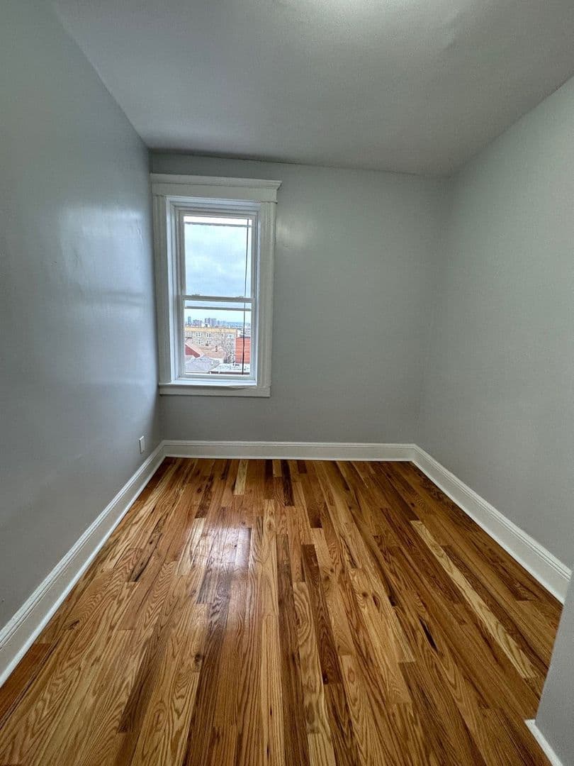 Union City Apartment: 309-311 6th Street
