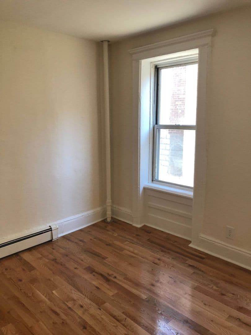 Weehawken Apartment: 4614 Park Avenue