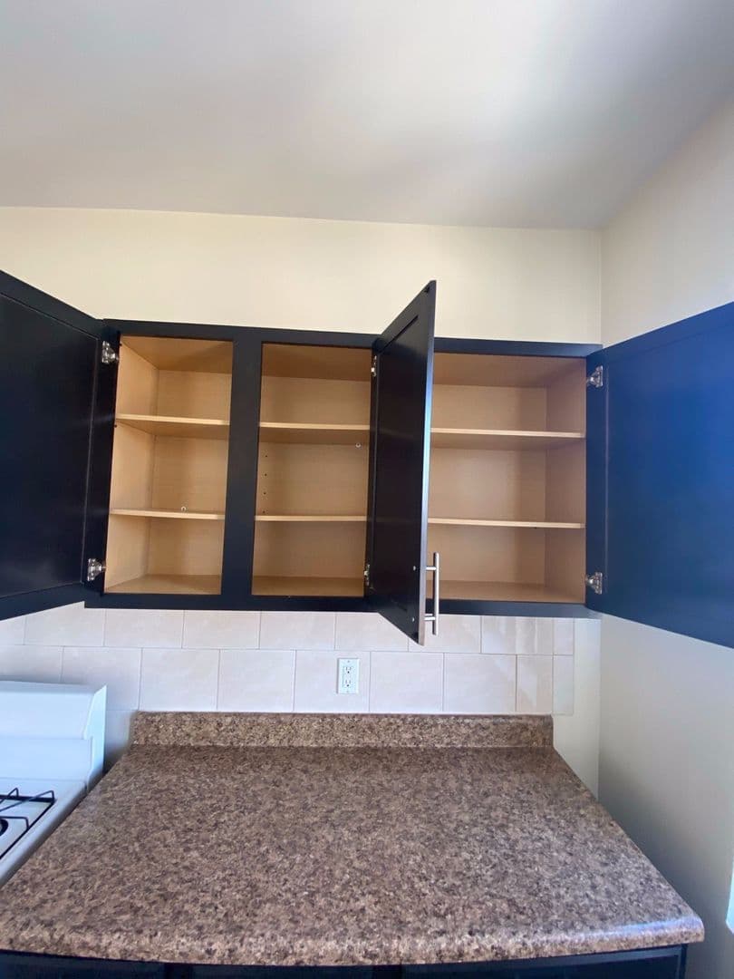Union City Apartment: 509 47th Street