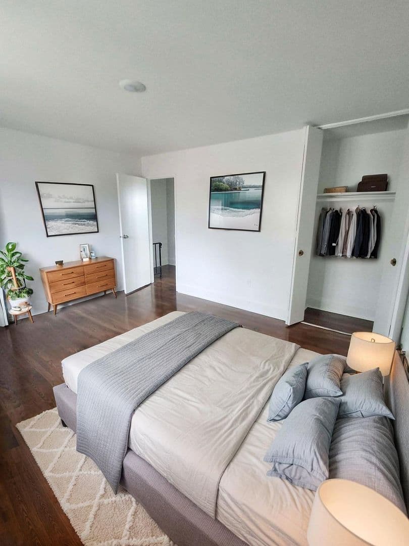 East Rutherford Apartment: 351 Van Winkle Street