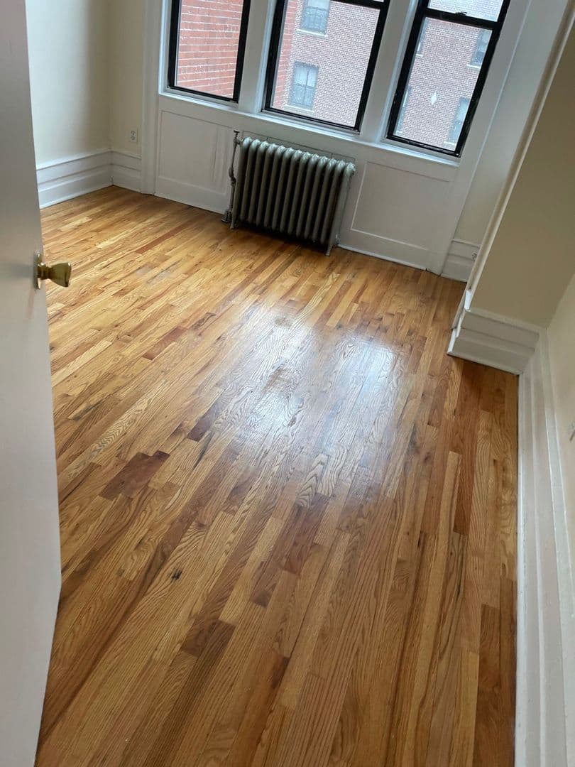 Jersey City Apartment: 319 Fairmount Avenue