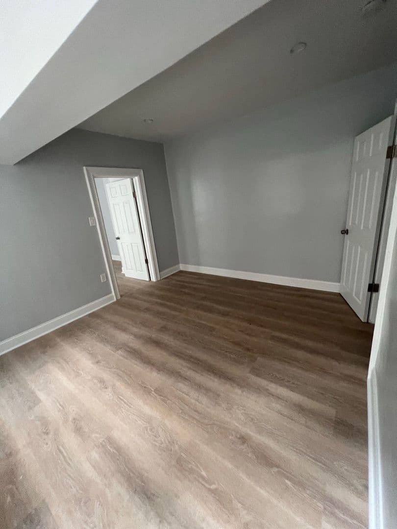 Jersey City Apartment: 343 Fairmount Avenue