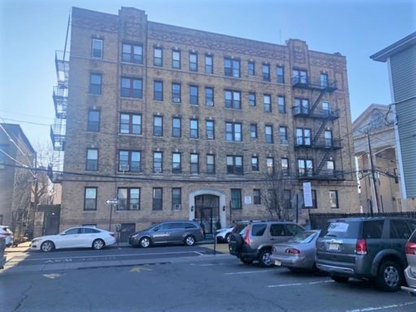 Union City Apartment: 509 47th Street