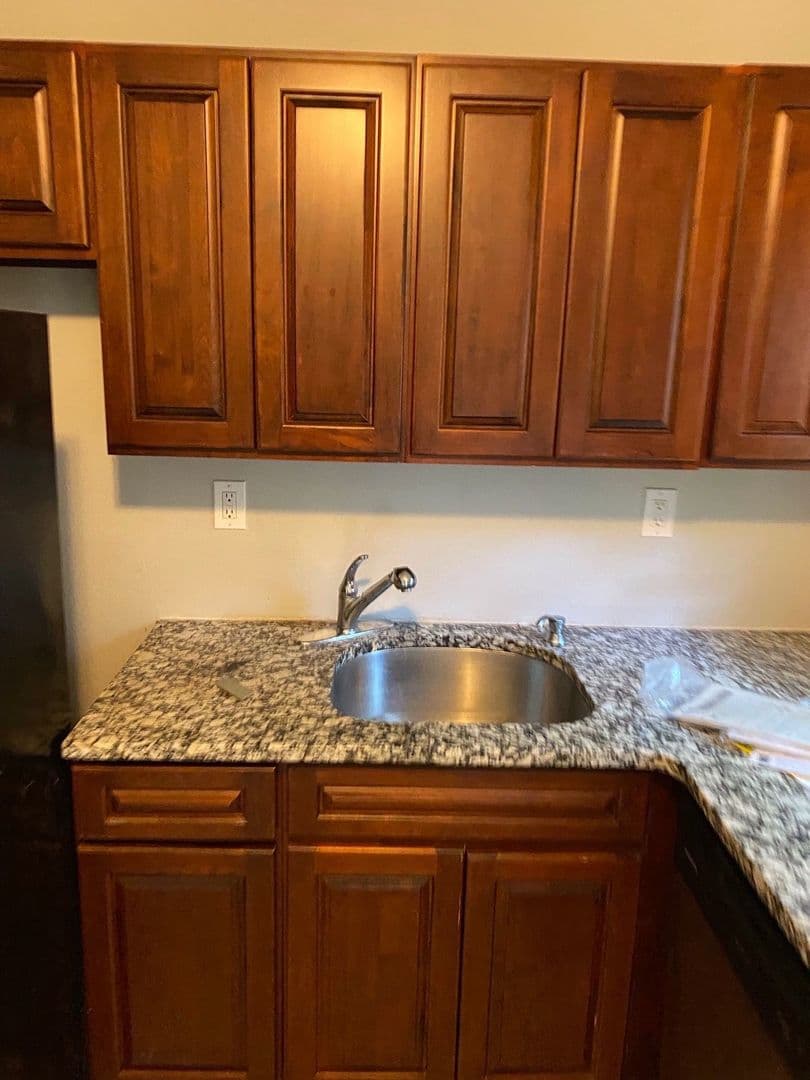 New Providence Apartment: 48 Southgate Road