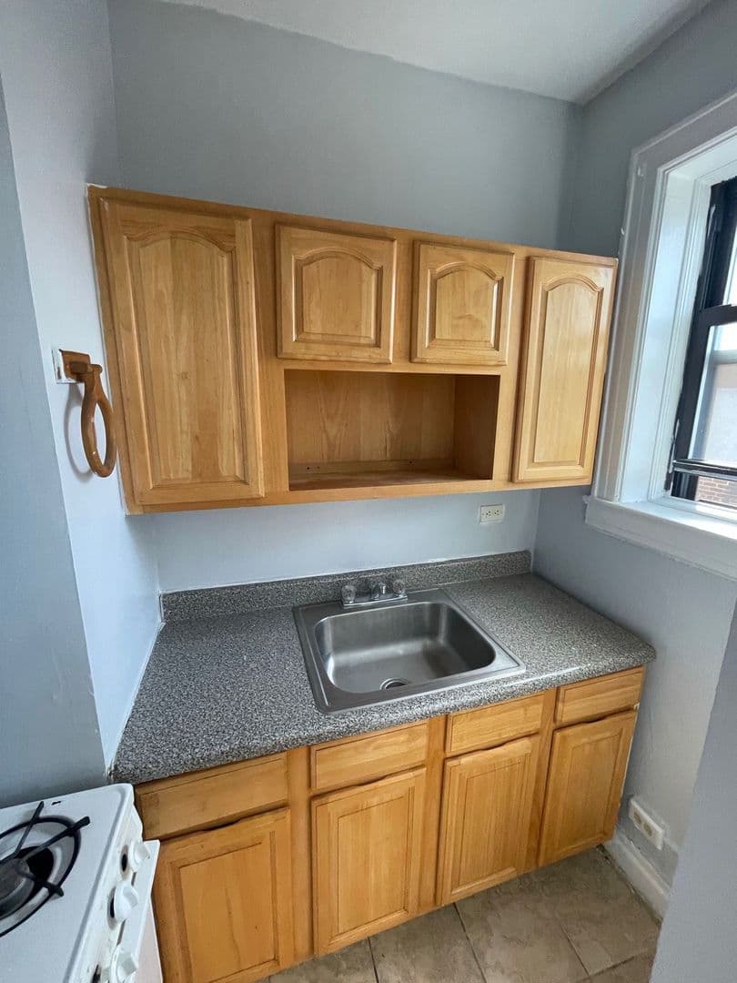 Jersey City Apartment: 68 Van Reypen