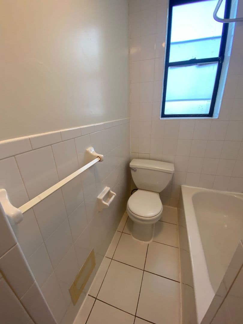 West New York Apartment: 525 60th Street