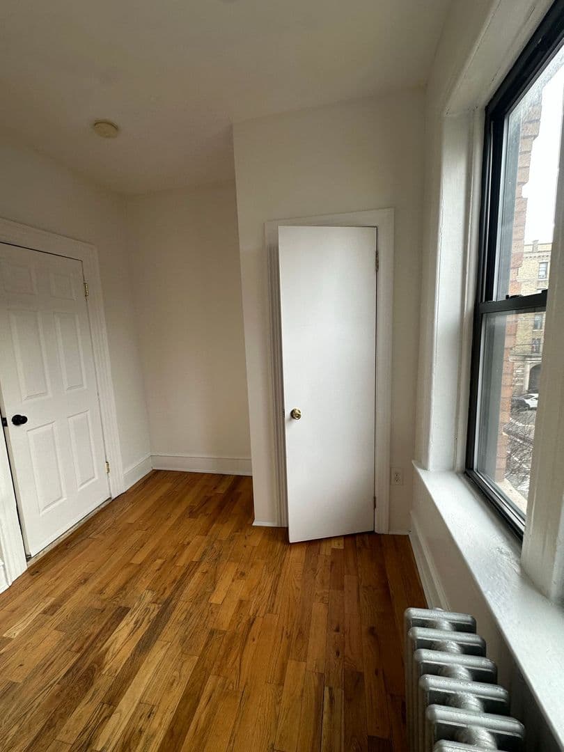 Union City Apartment: 3401 Park Avenue