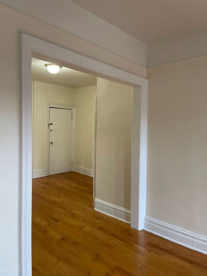 Jersey City Apartment: 343 Fairmount Avenue