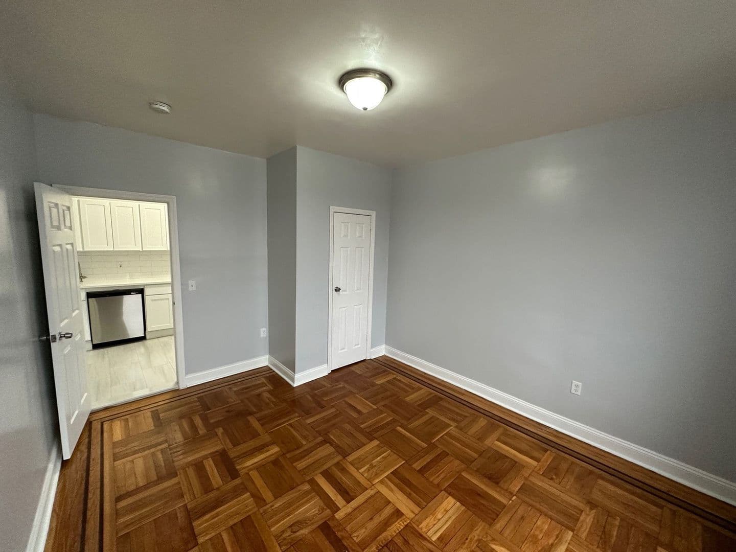 West New York Apartment: 6412 Park Avenue