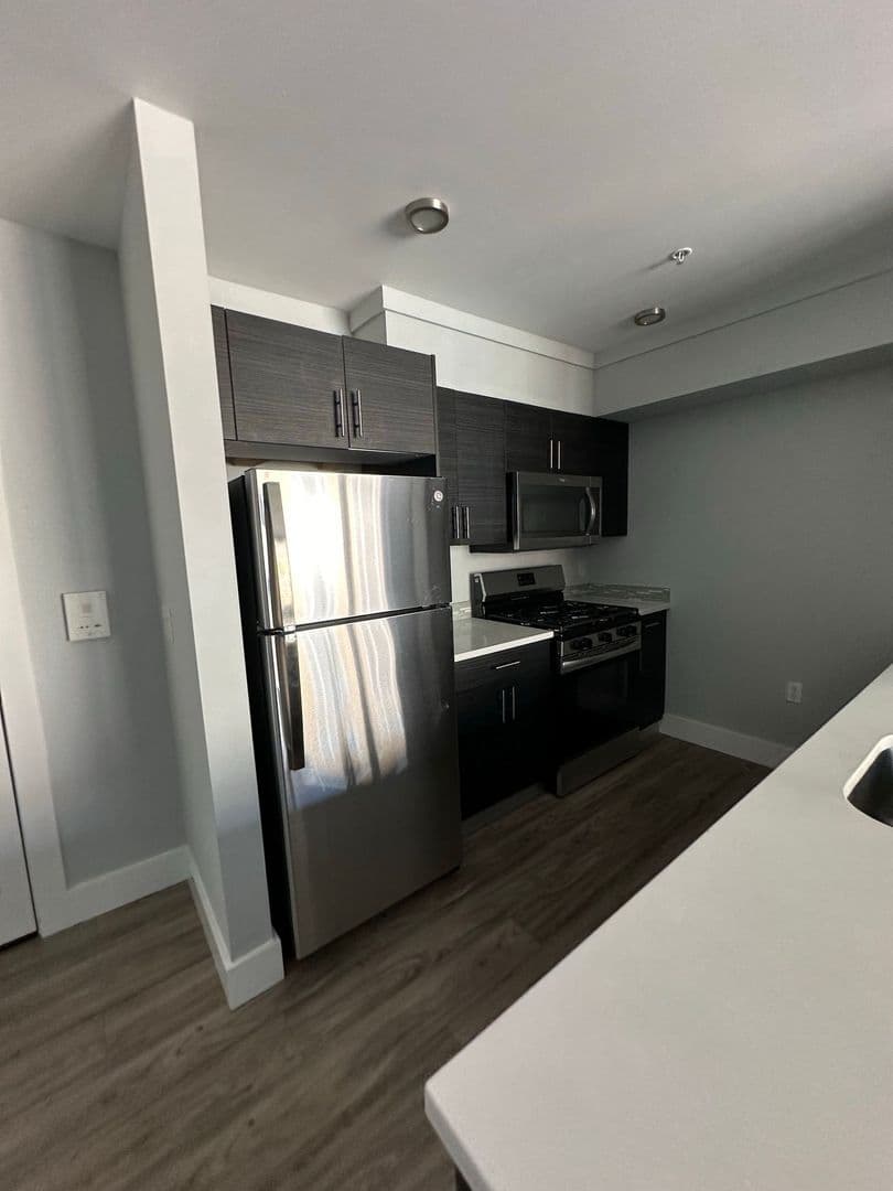 West New York Apartment: 5208 Polk Street