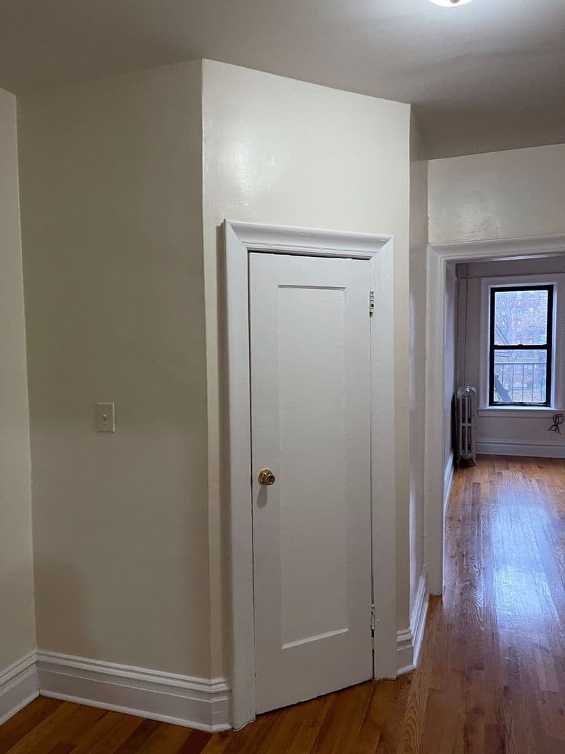 Jersey City Apartment: 343 Fairmount Avenue