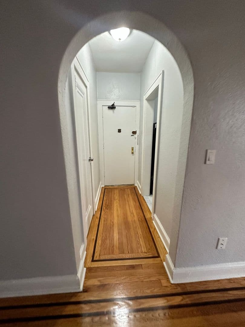 Palisades Park Apartment: 1 West Palisades Blvd
