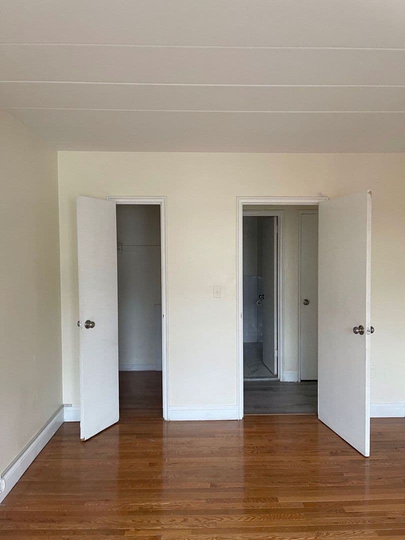 South Orange Apartment: 116 Irvington Avenue