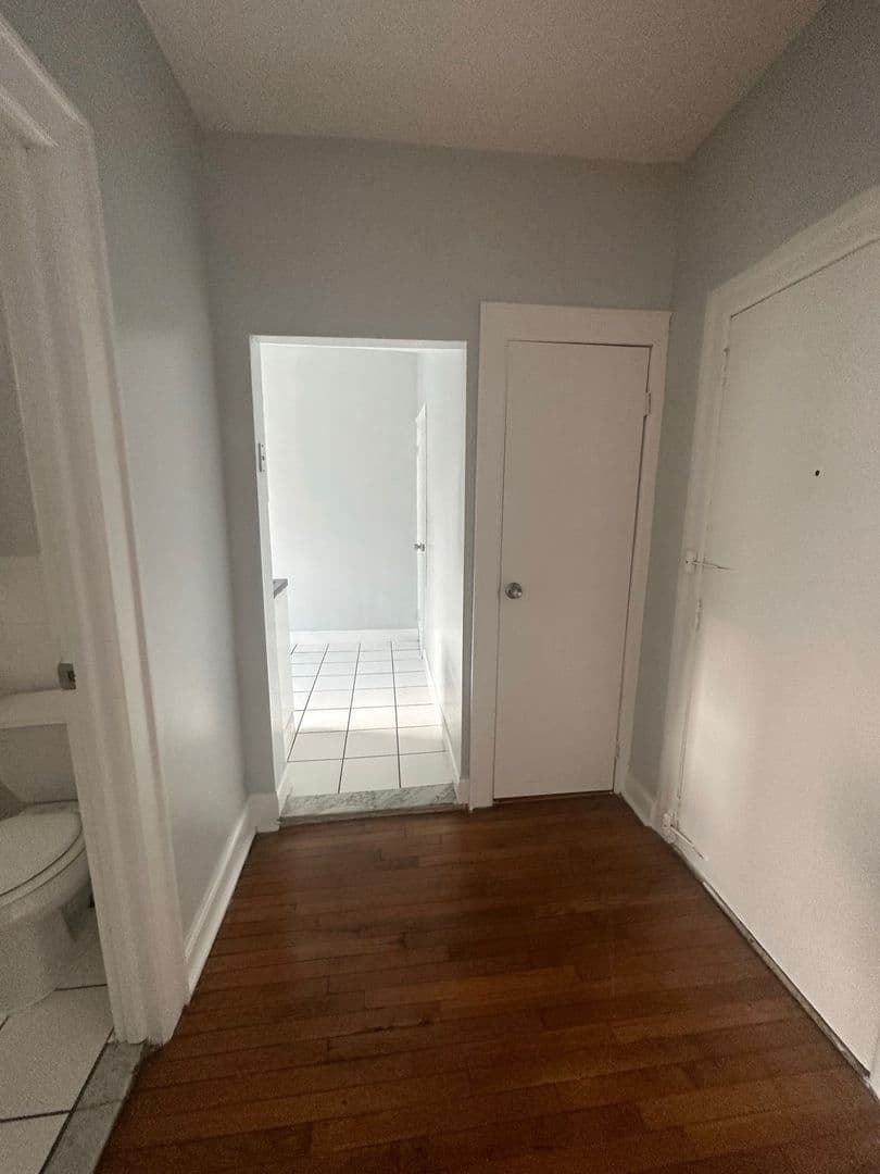 Union City Apartment: 509 47th Street