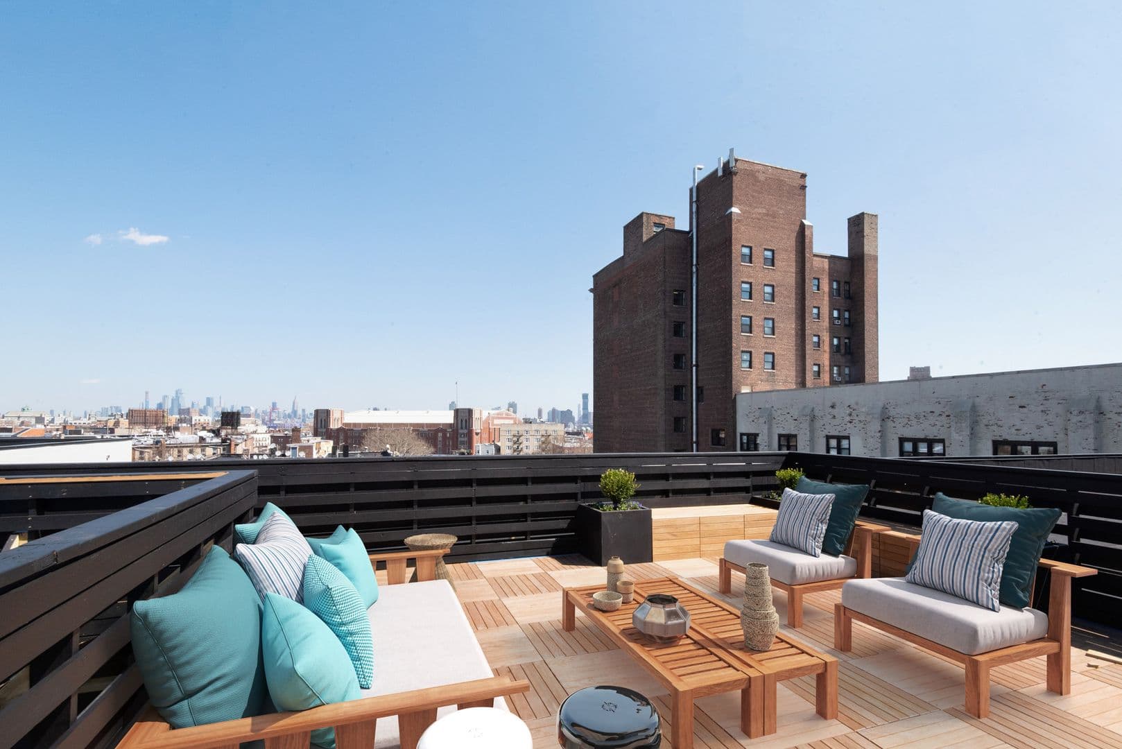 Jersey City Apartment: 280 Fairmount Avenue