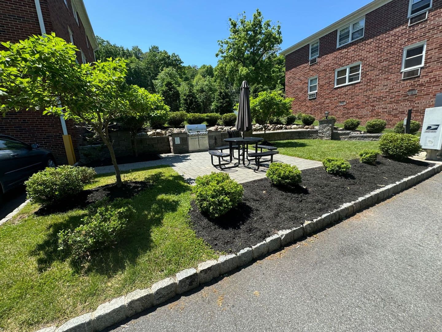 Cedar Grove Apartment: 1059 Pompton Avenue