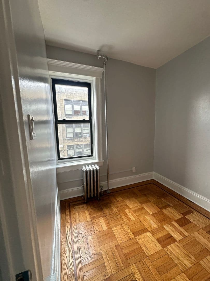 Union City Apartment: 4603 Hudson Avenue
