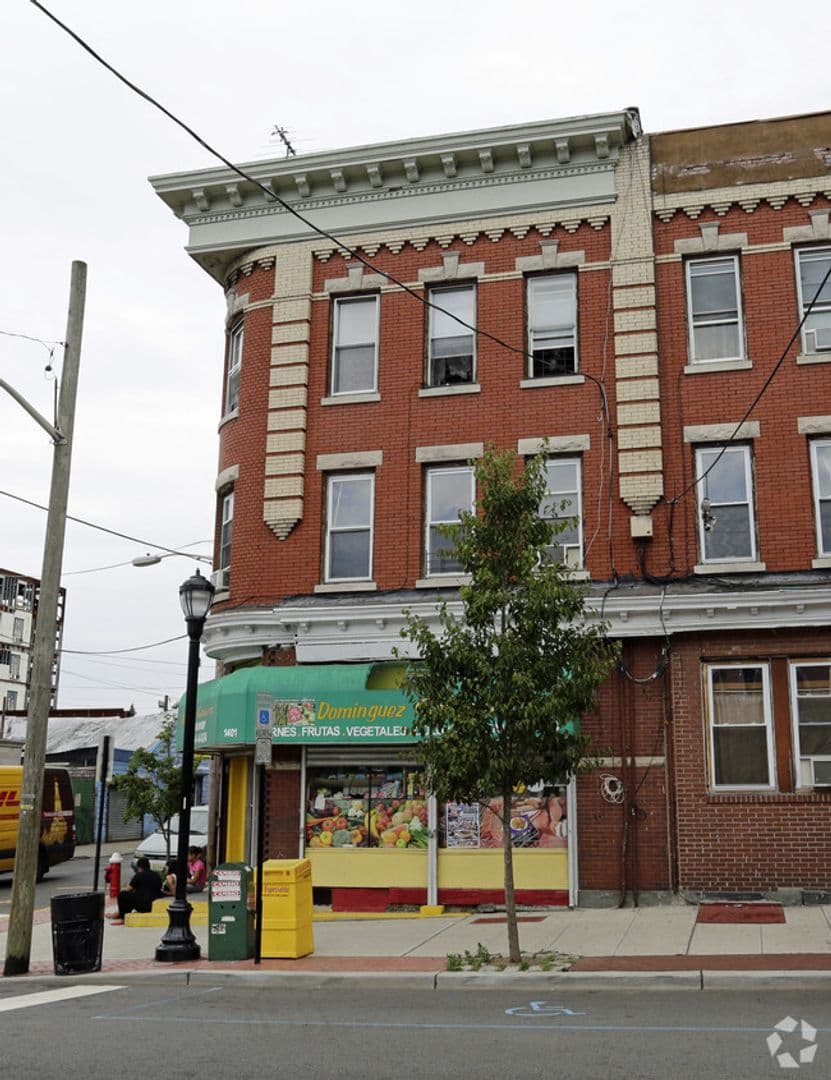 Union City Apartment: 1409 New York Avenue