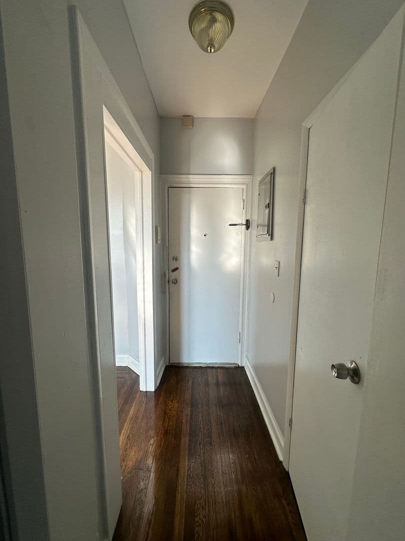 Union City Apartment: 509 47th Street