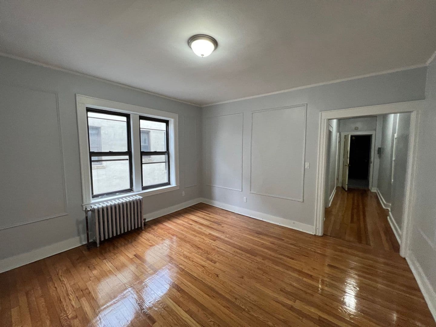 Bloomfield Apartment: 48 Hill Street