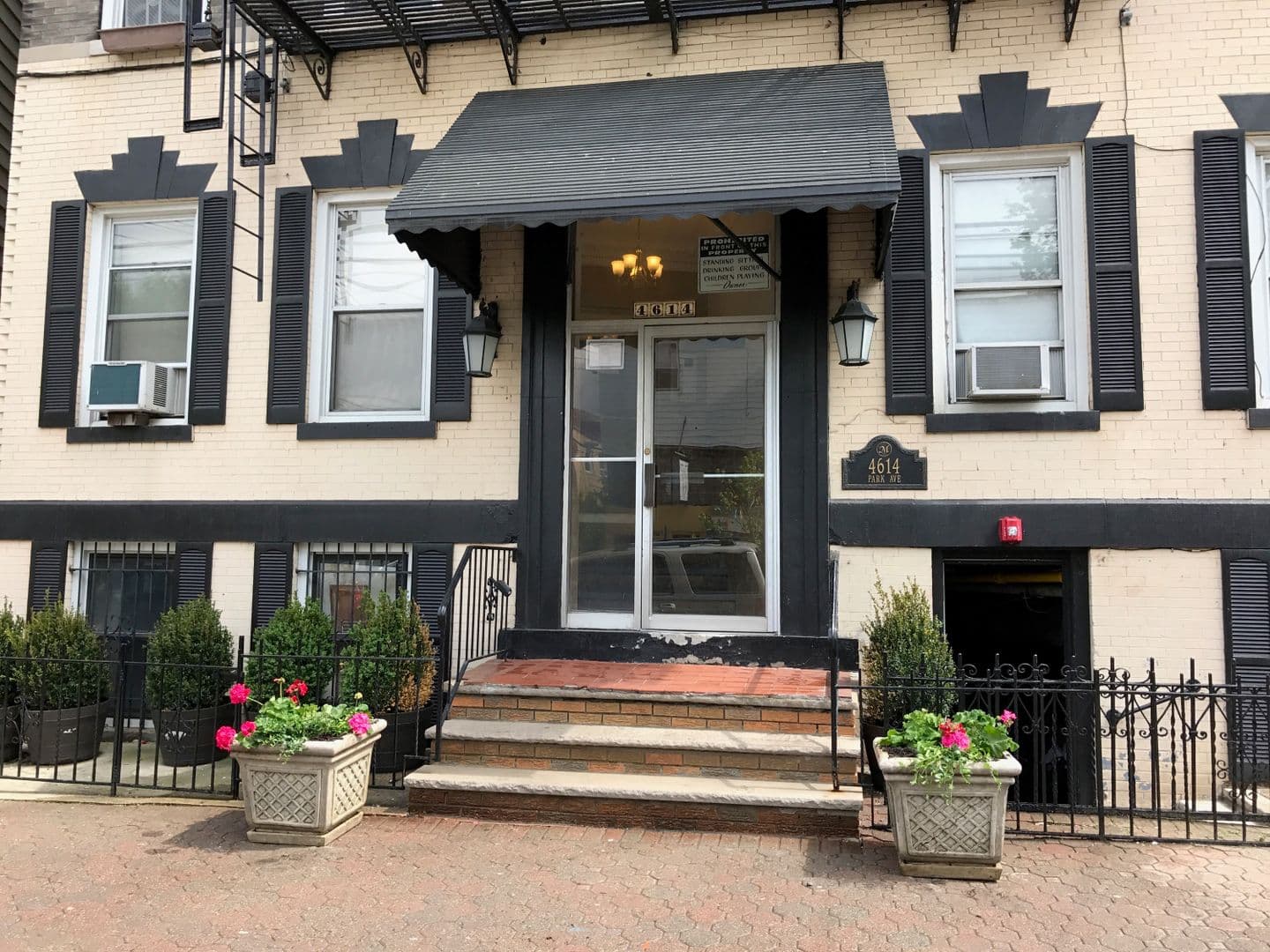 Weehawken Apartment: 4614 Park Avenue