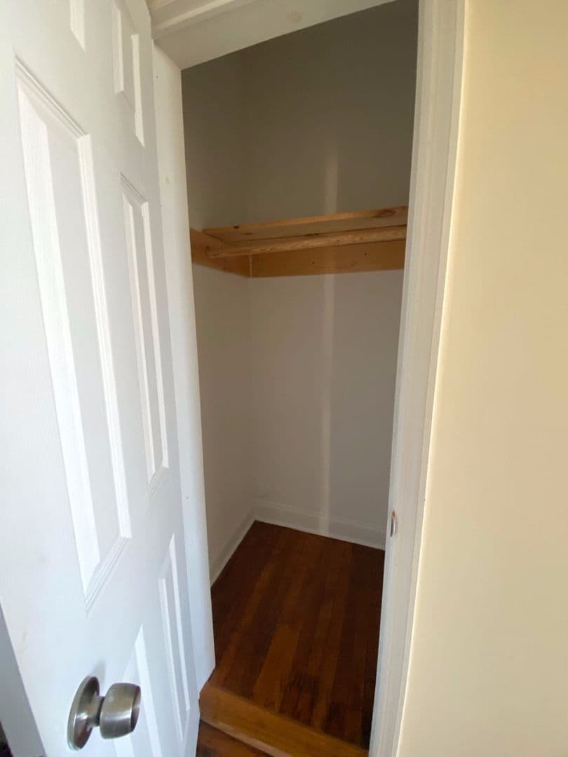 Union City Apartment: 509 47th Street