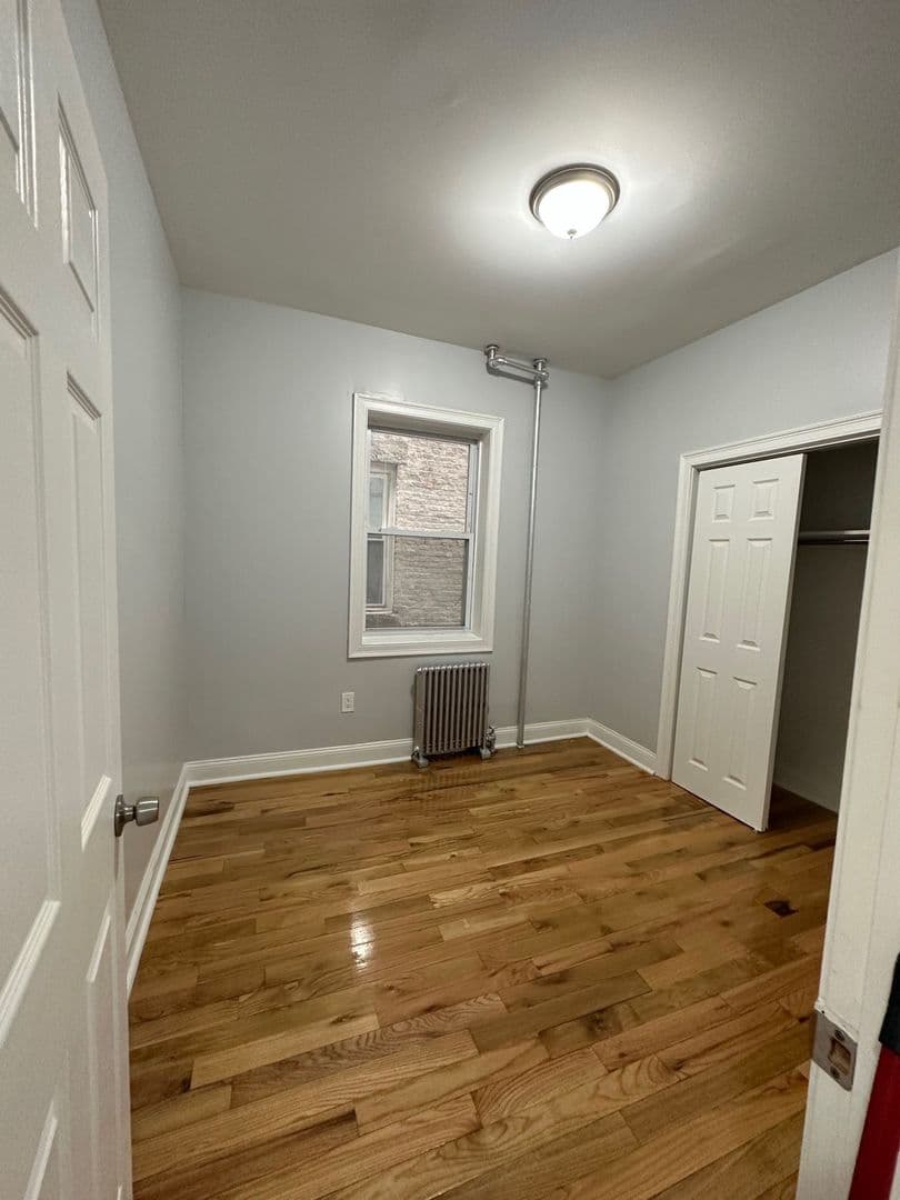 Union City Apartment: 422 5th Street