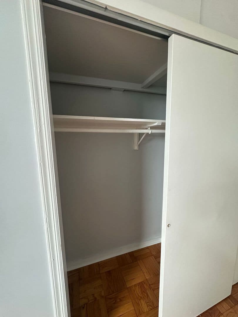 Union City Apartment: 4603 Hudson Avenue