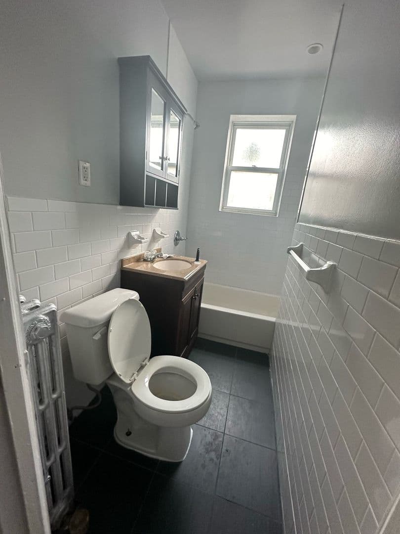 Bloomfield Apartment: 24 Jersey Street
