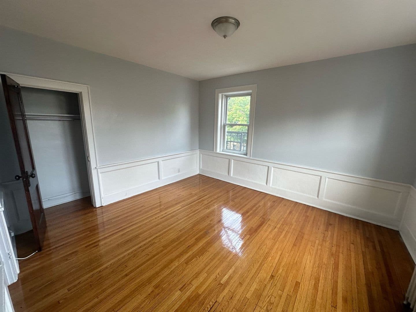 Bloomfield Apartment: 24 Jersey Street