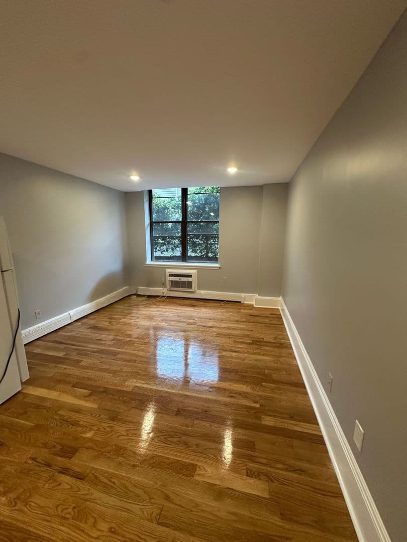 East Rutherford Apartment: 334 Main Street