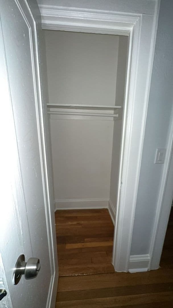Cliffside Park Apartment: 658-660 Palisade Avenue