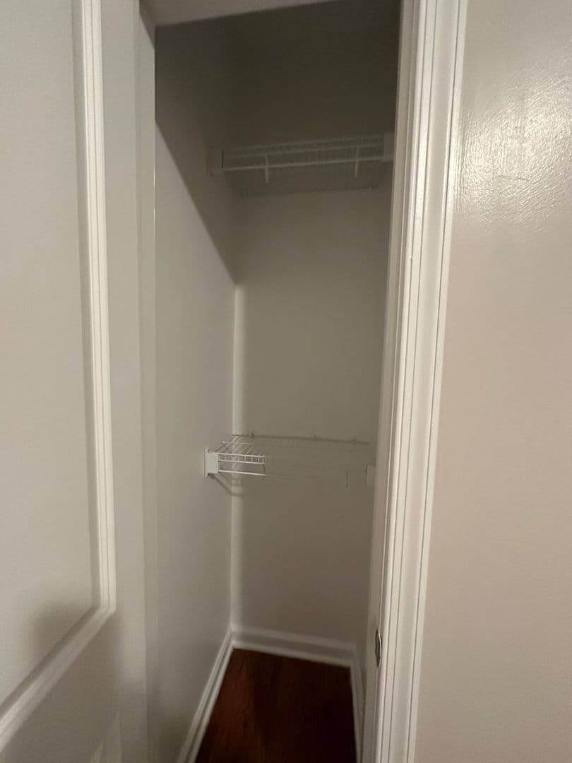 West New York Apartment: 5609 Jefferson Street
