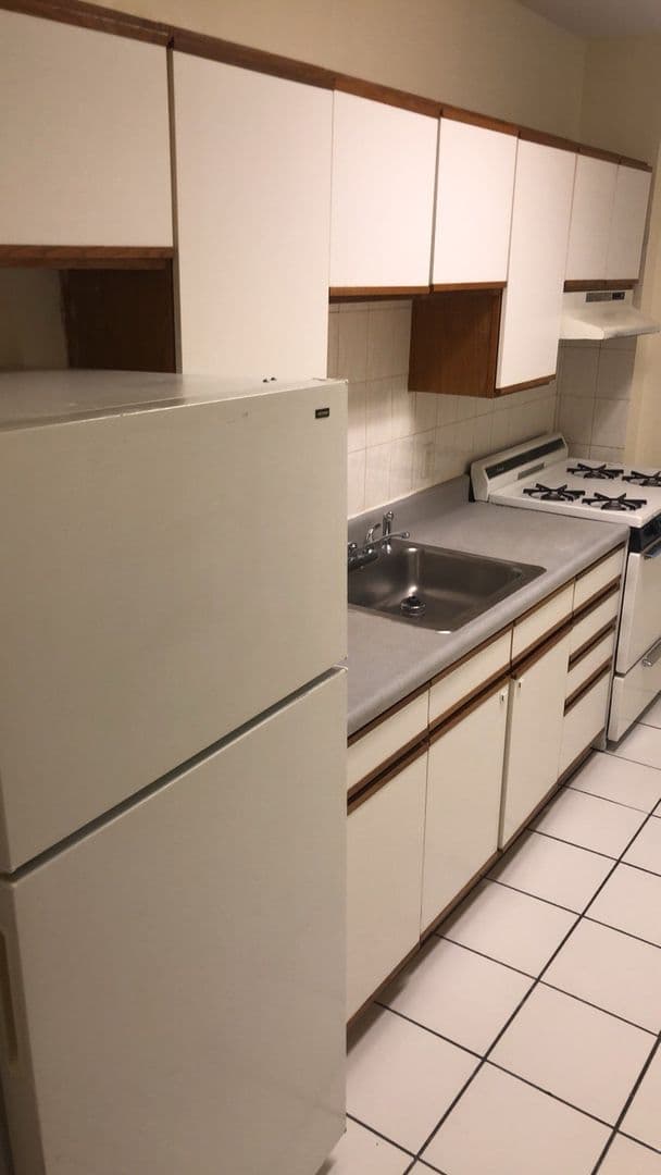Union City Apartment: 1405 Palisade Avenue