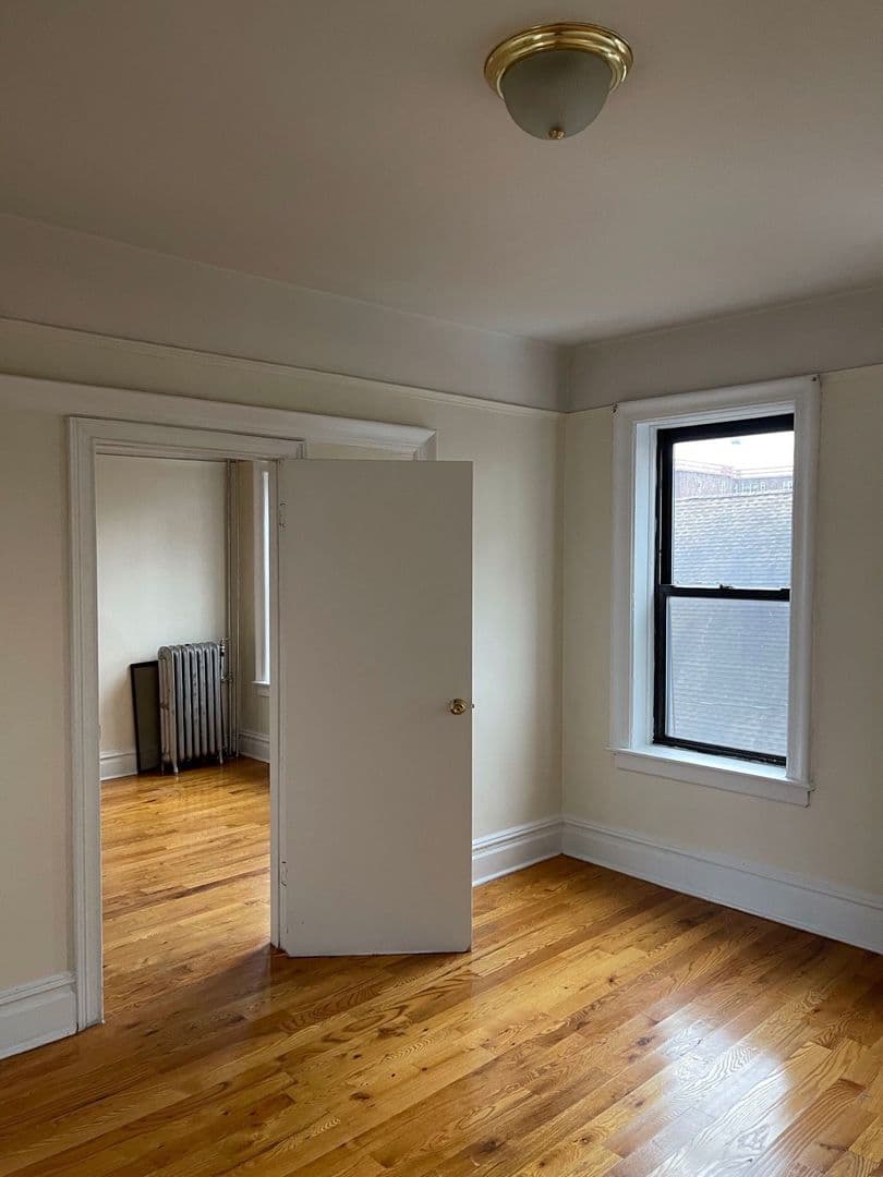 Jersey City Apartment: 343 Fairmount Avenue