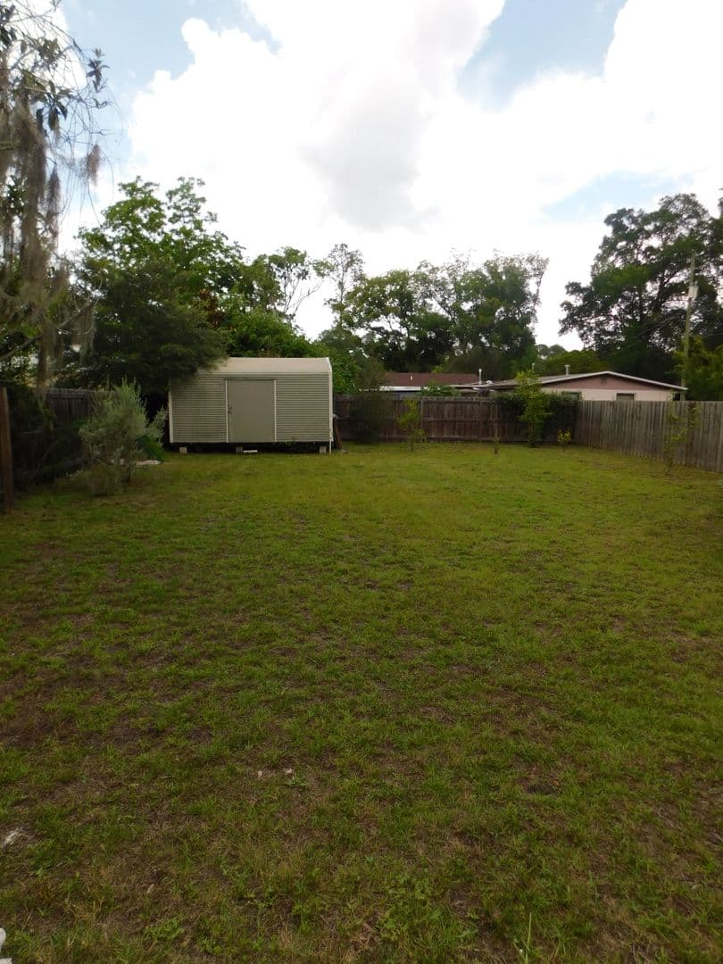Gainesville House: 2609 NW 6th Street