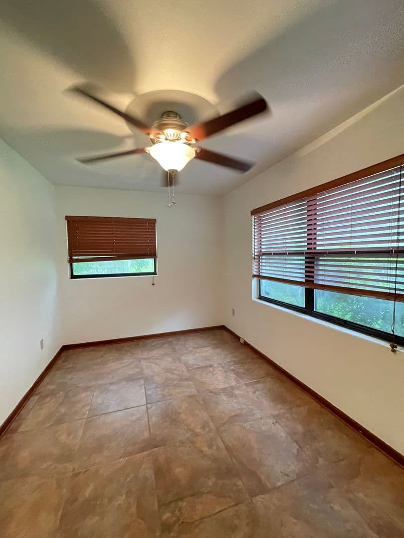 Gainesville House: 1410 NW 55th Terrace
