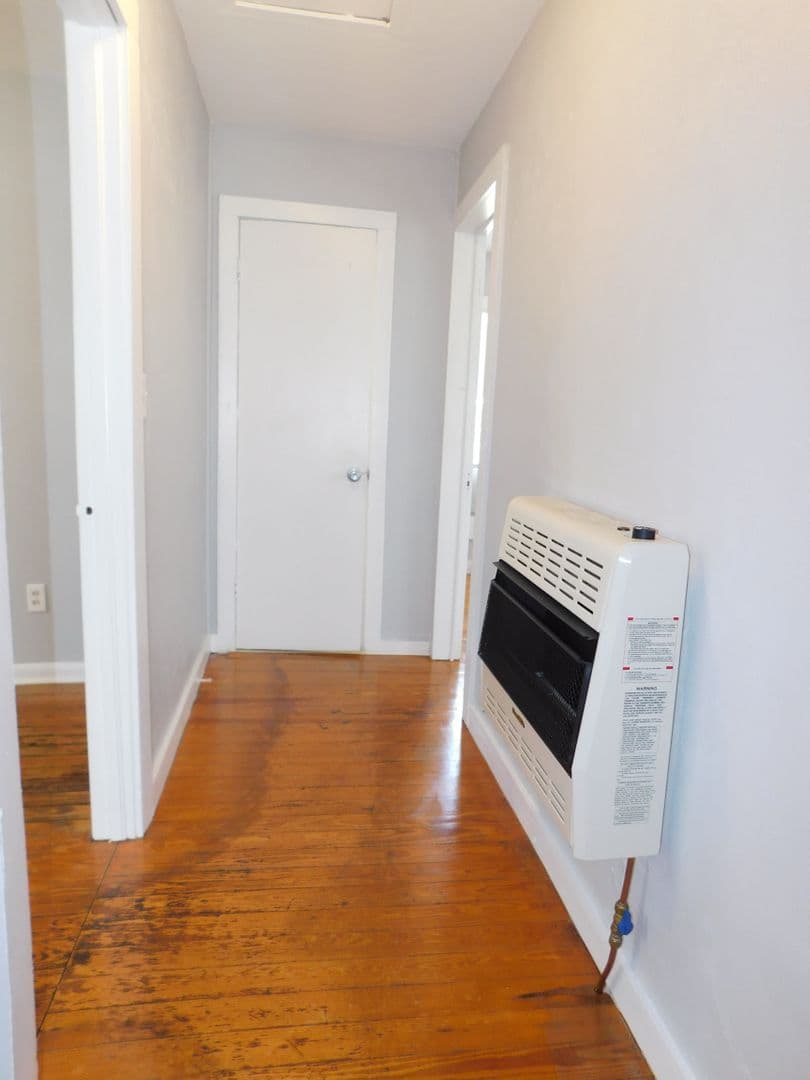 Gainesville House: 2609 NW 6th Street