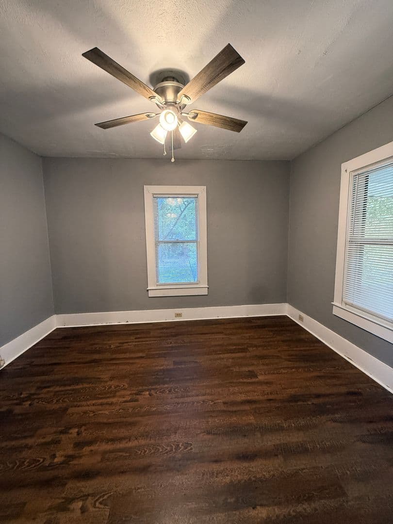 Gainesville House: 921 NW 30th Avenue
