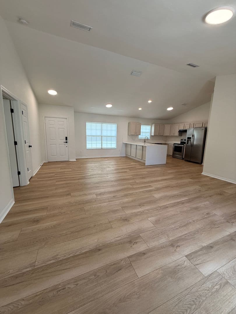 Gainesville House: 11348 NW 31st Lane