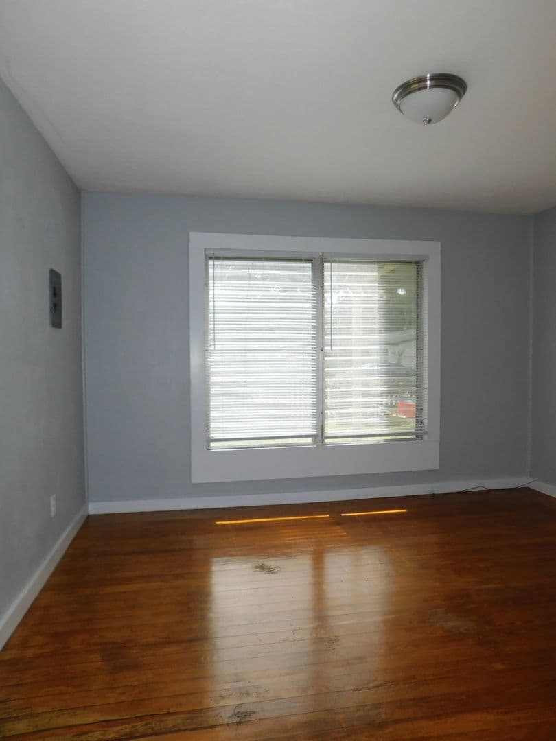 Gainesville House: 2609 NW 6th Street