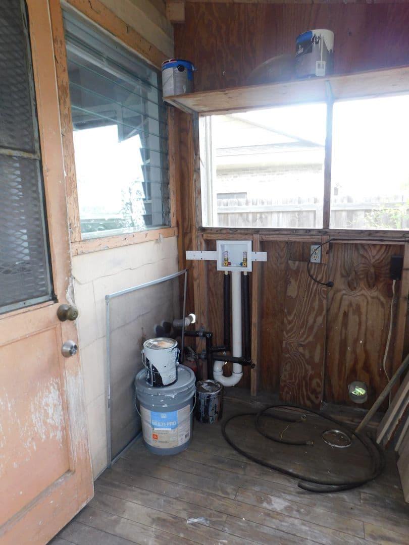Gainesville House: 2609 NW 6th Street