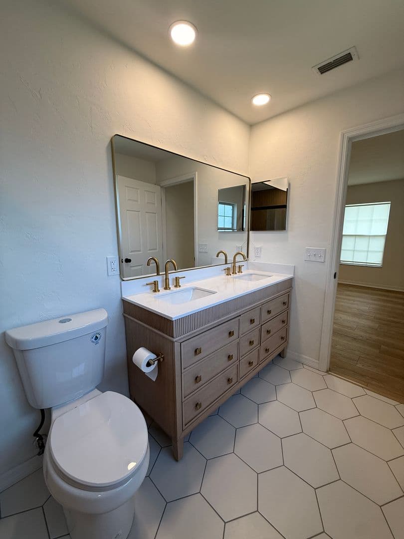 Gainesville House: 11348 NW 31st Lane