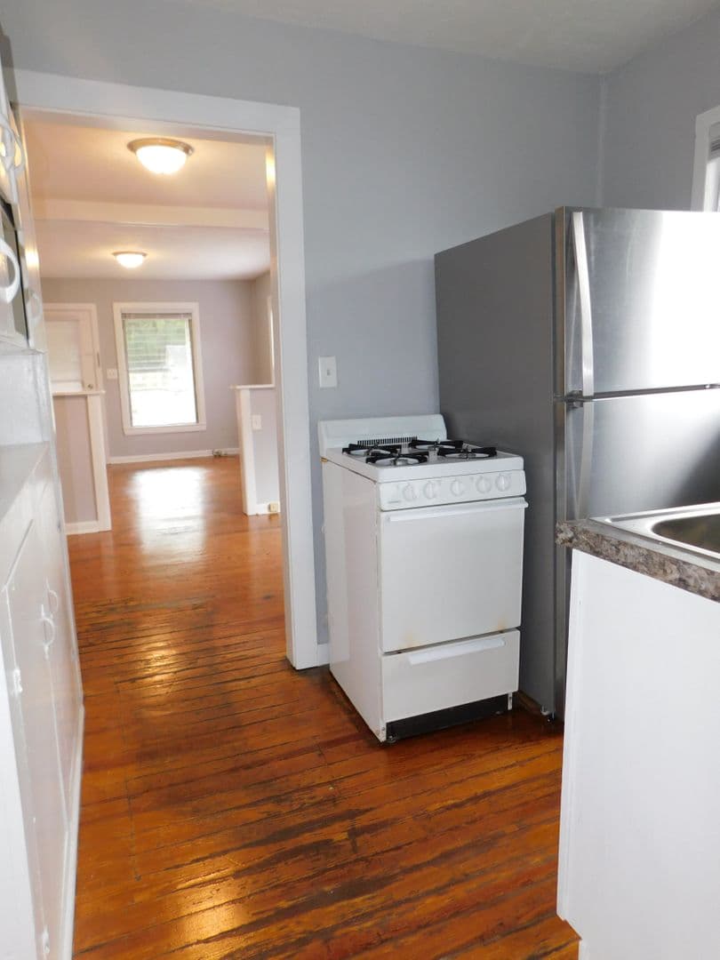 Gainesville House: 2609 NW 6th Street