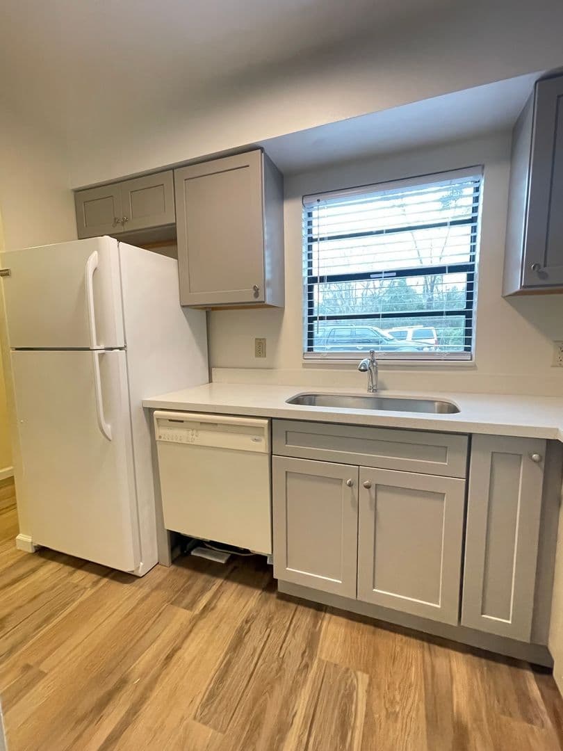 Gainesville Apartment: 914 SW 59th Terrace