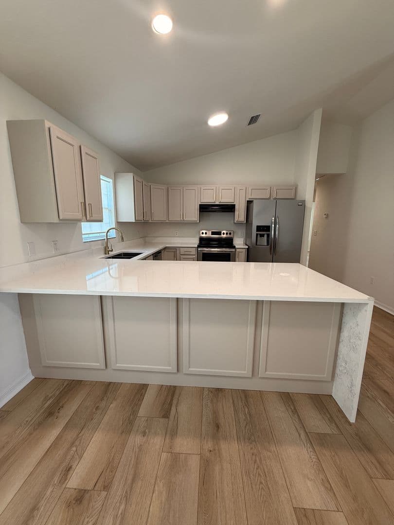 Gainesville House: 11348 NW 31st Lane